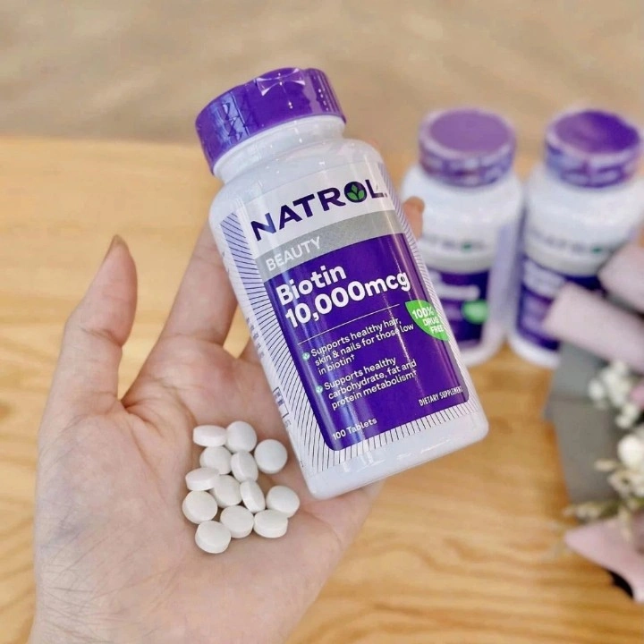 Viên uống Biotin Natrol dạng viên nén nhỏ, dễ uống mỗi ngày