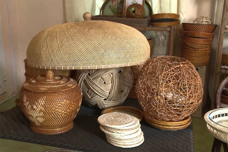 Sản phẩm mây tre đan thủ công tại làng Phú Vinh