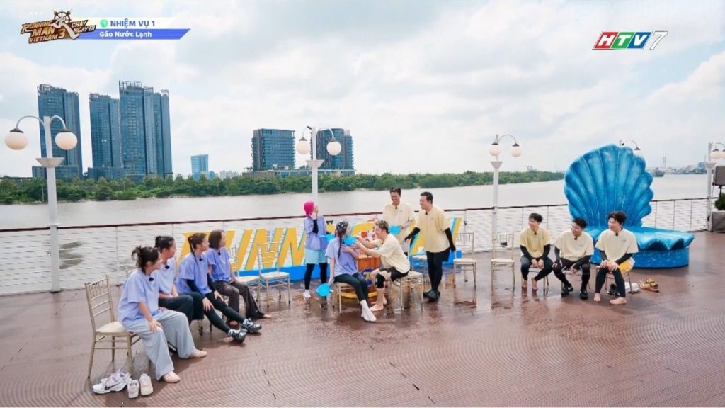 Running Man Vietnam Mùa 3 - Nhiệm vụ 1 Gáo Nước Lạnh